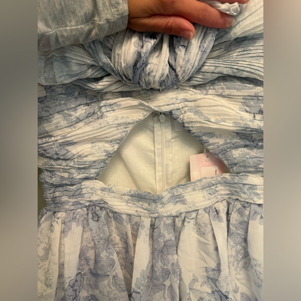 Floral Blue and White Floral Ruffle Midi Dress Size Medium - Picture 3 of 8